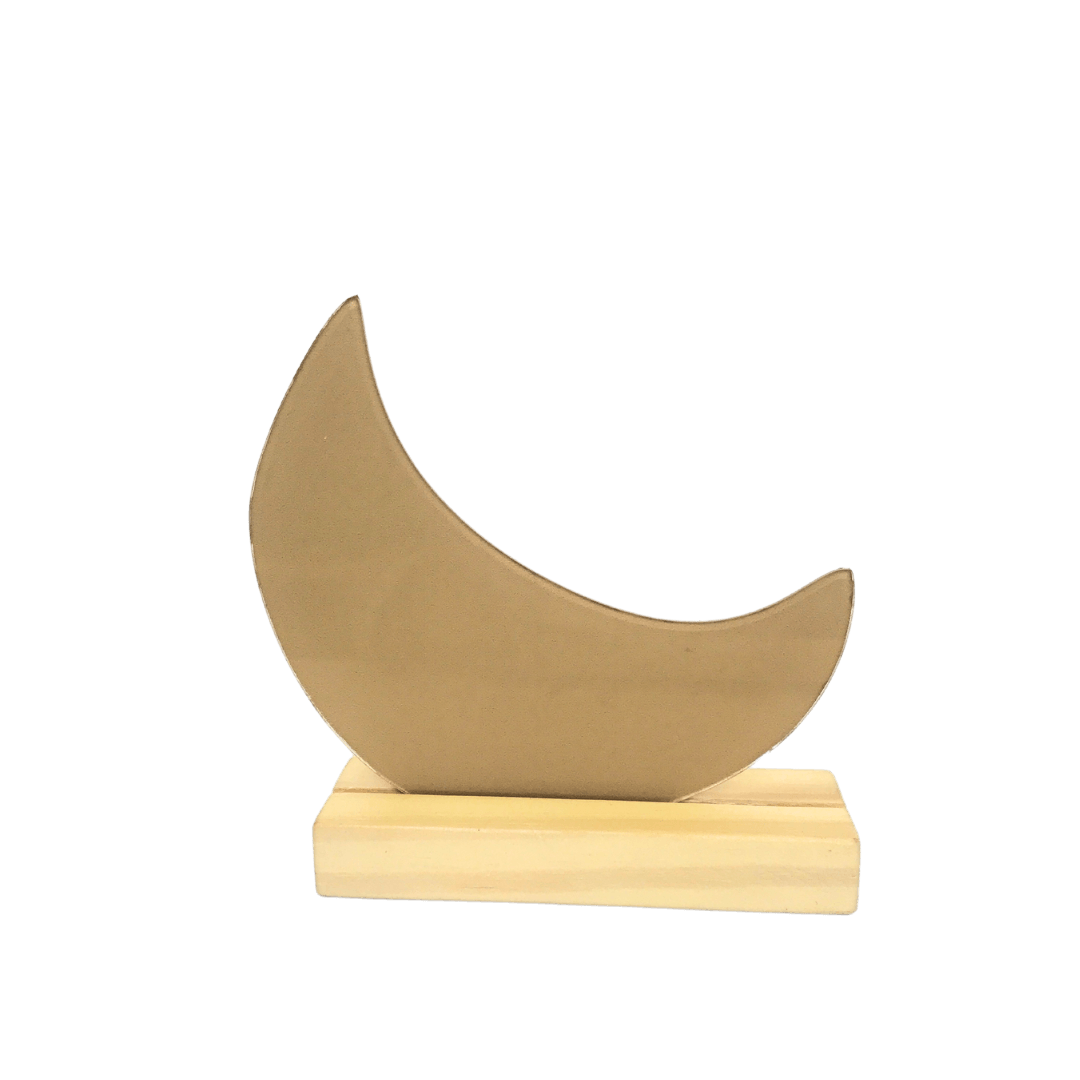 crescent-moon-deen-district