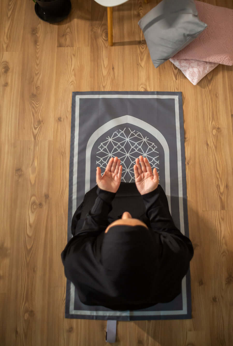 BAHĀ Portable Prayer Mat | Classic